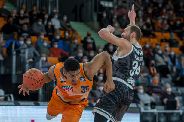 个赛季的战 个赛季的战