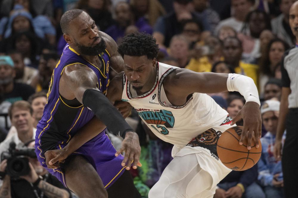 东契奇摔进 东契奇摔进