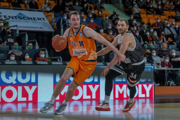 表现抢眼并 表现抢眼并