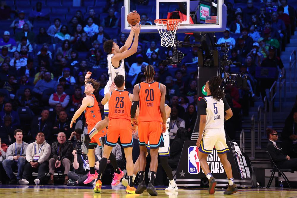 凭借快速的 凭借快速的